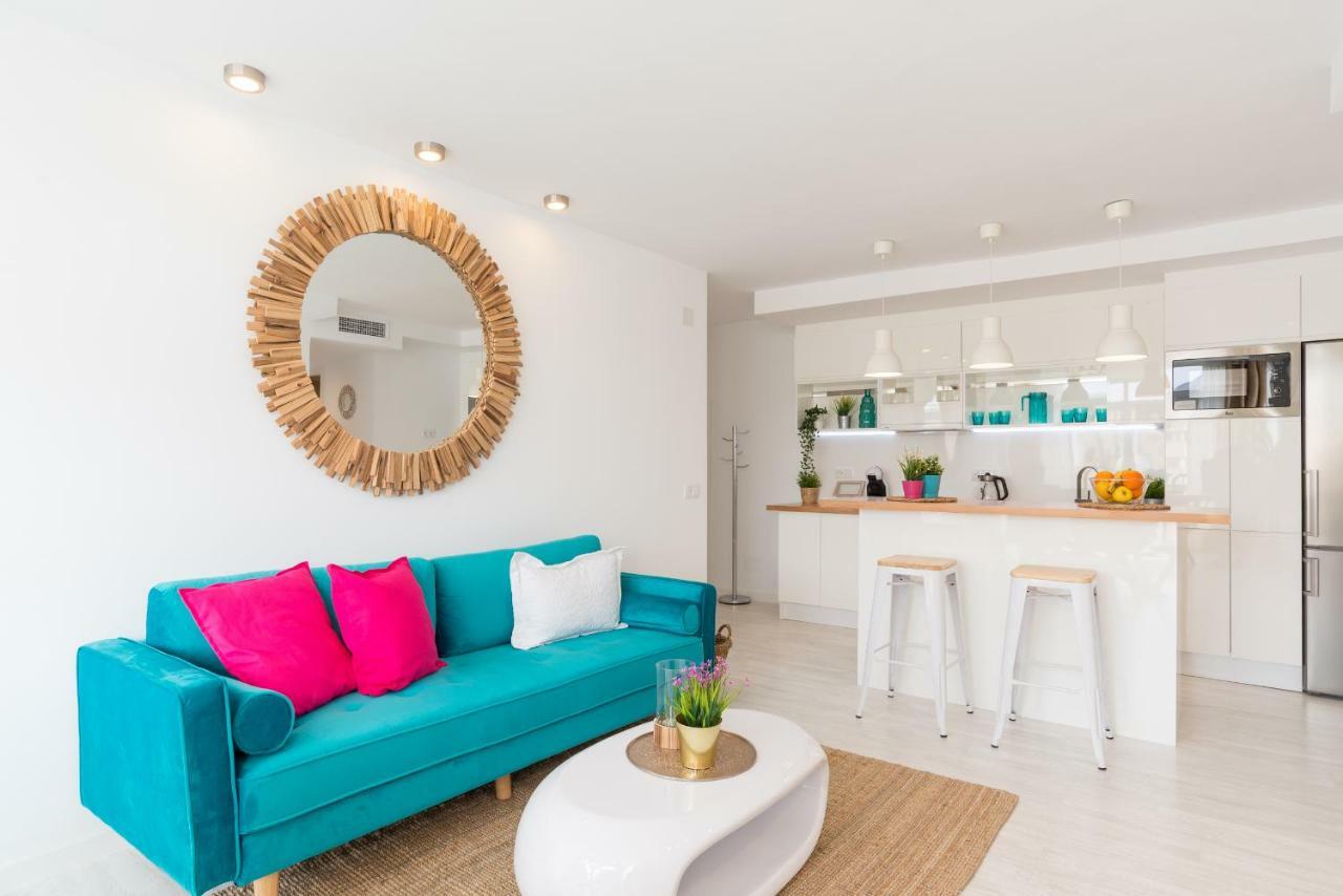 Stunning Spacious City Apartment With Free Parking Malaga Zewnętrze zdjęcie