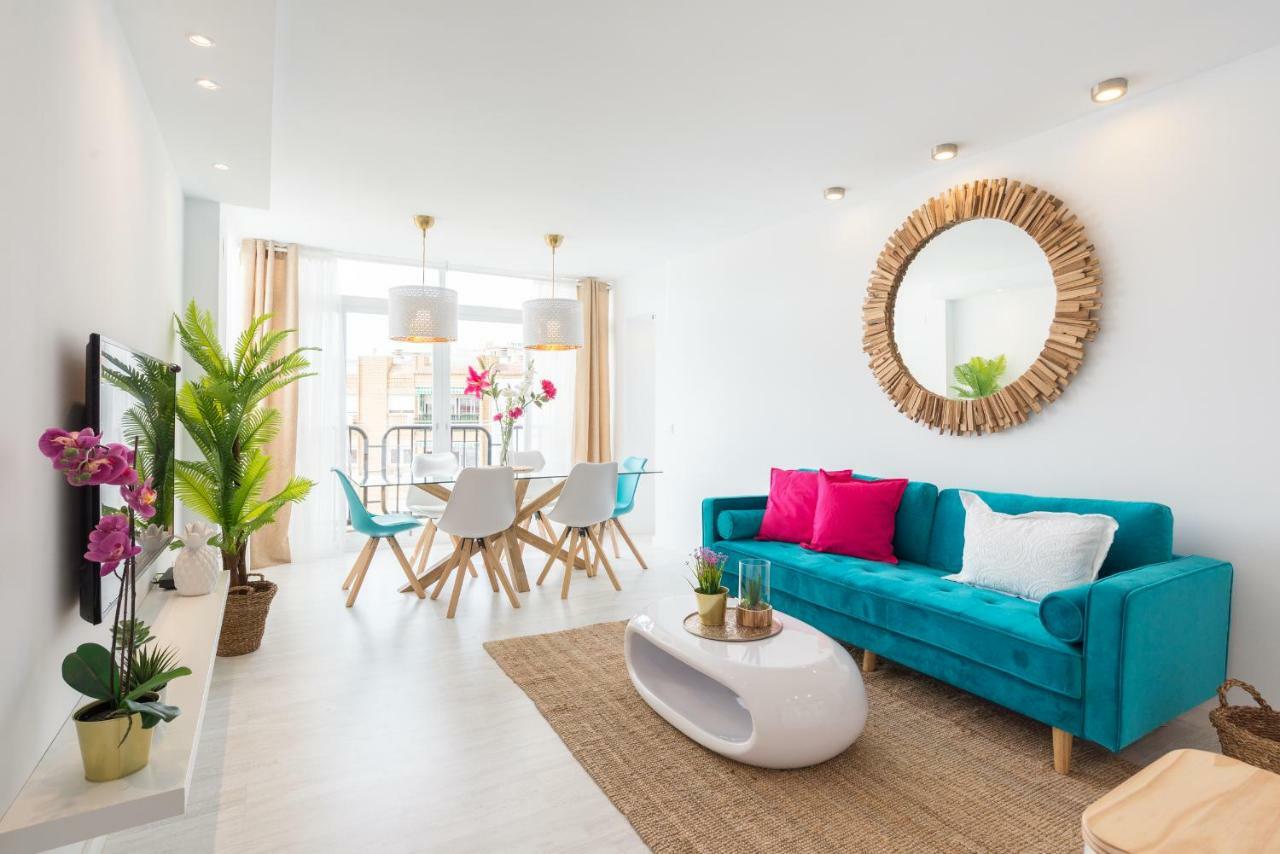 Stunning Spacious City Apartment With Free Parking Malaga Zewnętrze zdjęcie